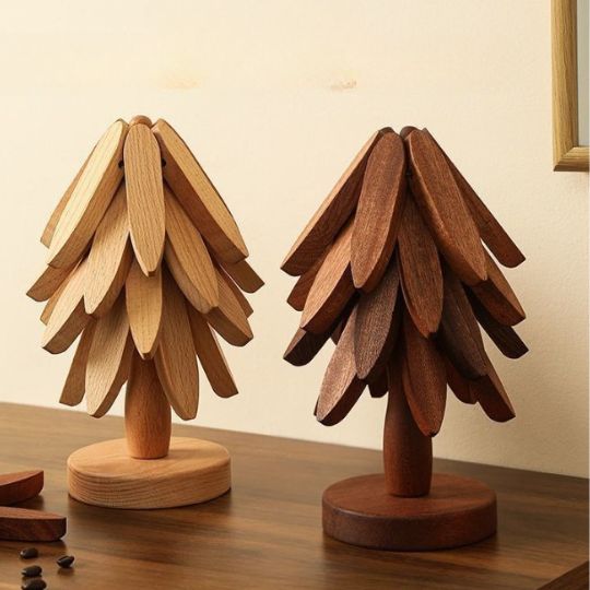 Wooden Tree-Shaped Coaster Set to Protect Surfaces