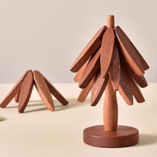 Wooden Tree-Shaped Coaster Set to Protect Surfaces